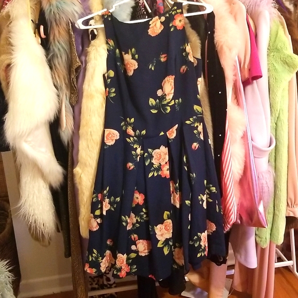 Floral Pleated Dress - Picture 1 of 4